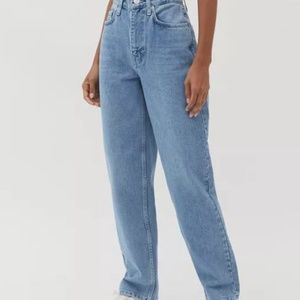 BDG High-Waisted Baggy Jean - Medium Wash SIZE 30